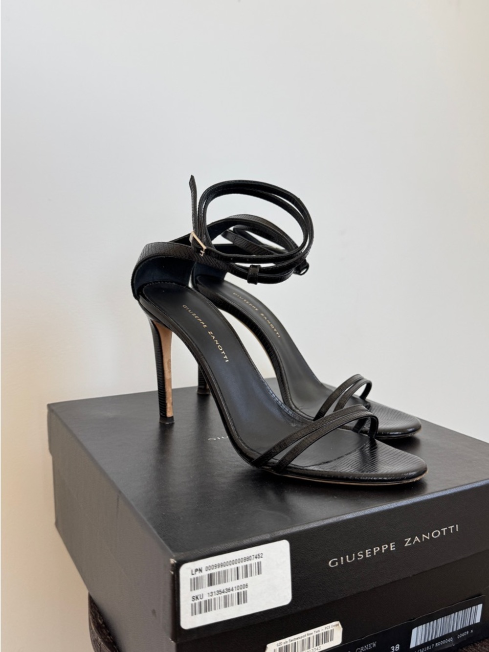 Giuseppe Zanotti - Lizard-print black leather sandals - Size 38 / 7.5
